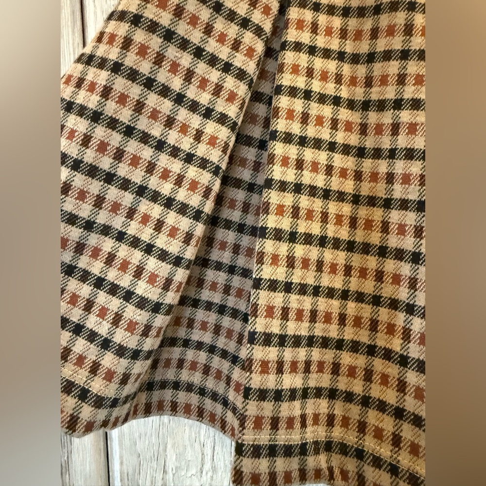Max Studio Checkered A-Line Skirt in Tan and Black - Picture 4 of 6